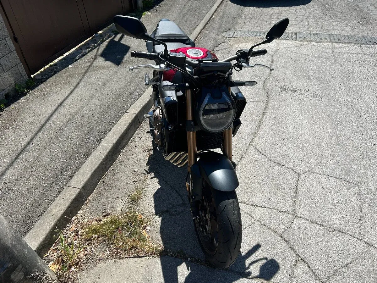 Honda CB650R 2025 - foto 1