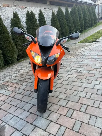 Kawasaki ZX-10R – náhľad 1