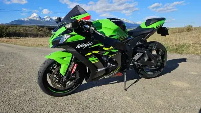 Kawasaki ZX10R – náhľad 6