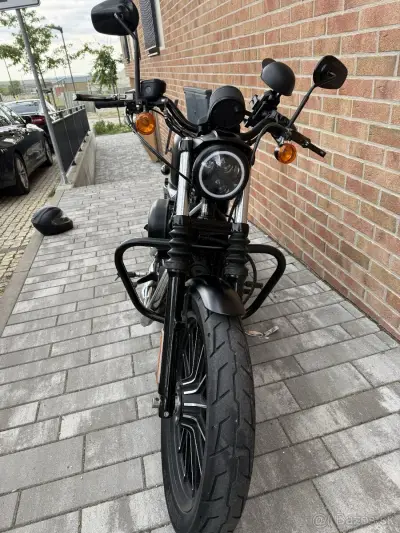 Harley-Davidson Iron 883 – Jack Daniel’s Edition – náhľad 5