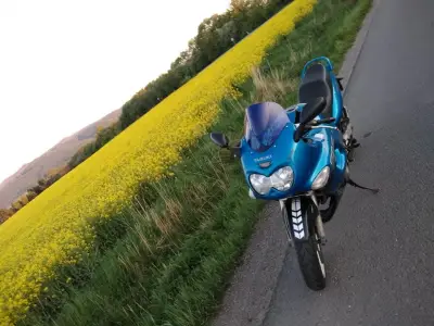 Suzuki gsx 600 f – náhľad 1