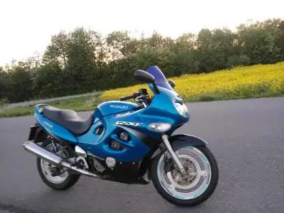 Suzuki gsx 600 f – náhľad 2