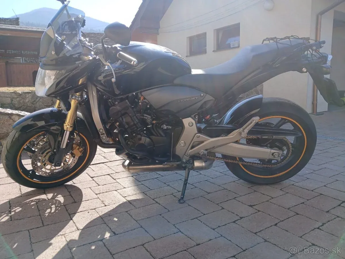 Honda CB600f Hornet - foto 1