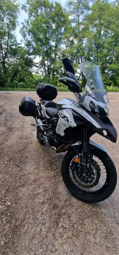 Benelli TRK502 X - malý nájazd, super výbava – náhľad 2