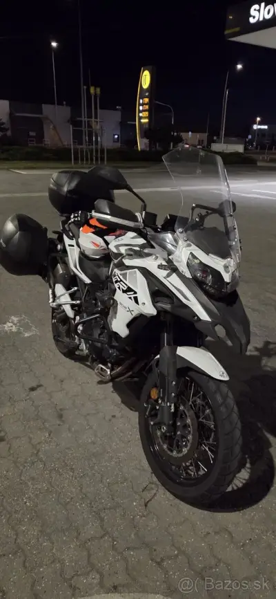 Benelli TRK502 X - malý nájazd, super výbava – náhľad 7