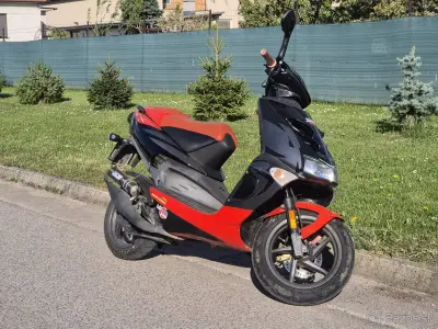 skúter aprilia SR50 2011 s TP a SPZ VP od 15 rokov – náhľad 7