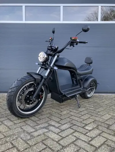 E-moto elektricky skuter – náhľad 7