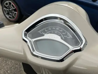 VESPA GTS 125 E5+ Beige Avvolgente – náhľad 1