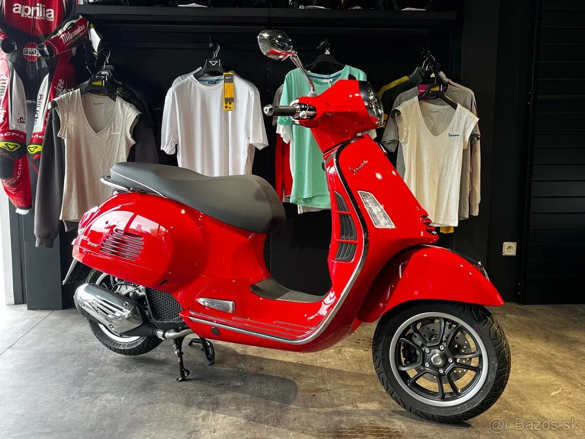 VESPA GTS S 125 E5+ Rosso Coraggioso - foto 1