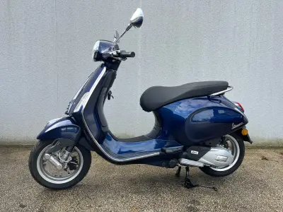 VESPA PRIMAVERA 125 ABS E5+ BLU ENERGIA – náhľad 1