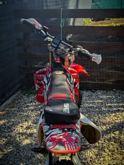 Elektrická motorka – náhľad 2