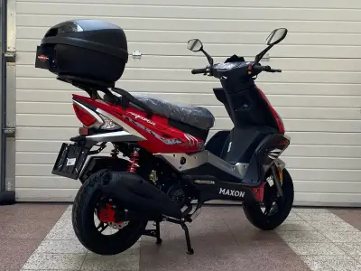 Skúter Maxon Matador 125 s kufrom - červený / SKLADOM – náhľad 2