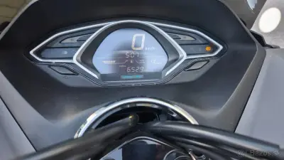 skúter Honda PCX 125 top stav - malo km – náhľad 4