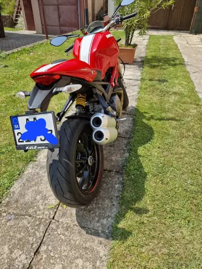 Ducati Monster 1100 EVO – náhľad 4
