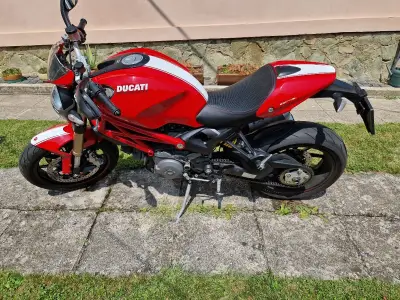 Ducati Monster 1100 EVO – náhľad 5