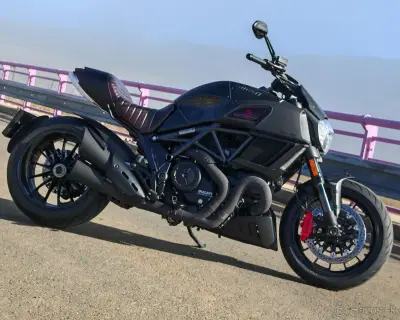 DUCATI DIAVEL DIESEL EDITION 666-ZBERATELSKY KUSOK – náhľad 3