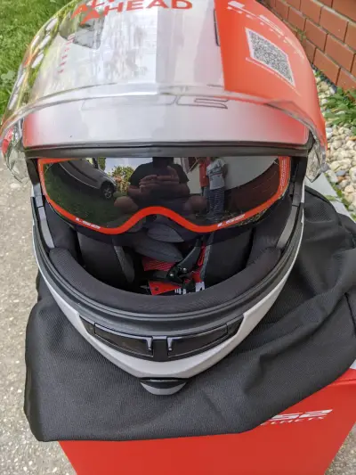 Prilba na motorku LS2 FF370 Easy Vyklapacia Veľkosť L Biela Leskla – náhľad 4
