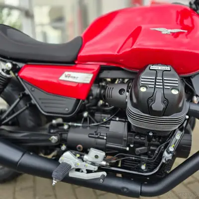 Moto Guzzi V7 850 Sport – náhľad 3