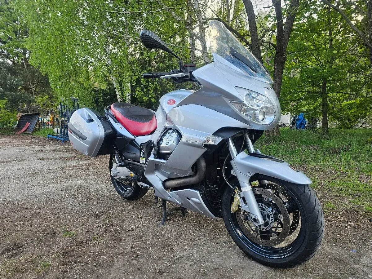 Moto Guzzi Norge 1200 GT 8V r.v. 2011 - foto 1