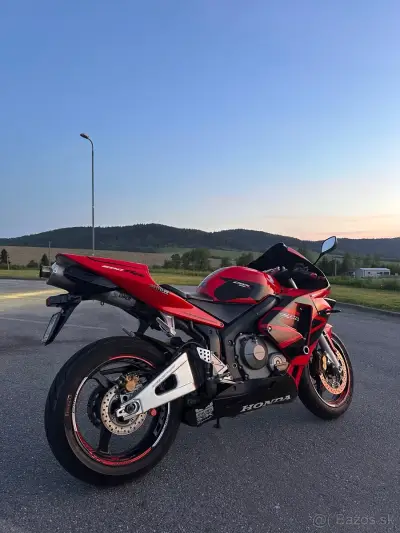 Honda cbr 600 rr – náhľad 1
