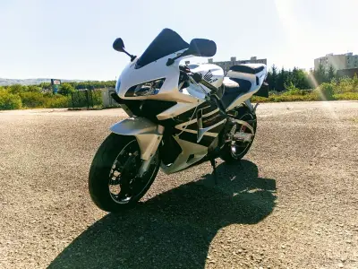 Honda CBR 600 RR – náhľad 1