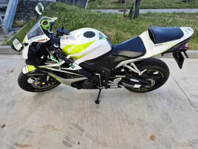 honda CBR 600 RR – náhľad 3