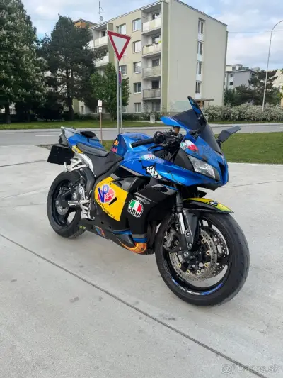 Honda CBR 600 RR – náhľad 6