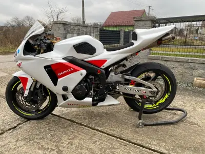 Honda cbr 600 rr – náhľad 4
