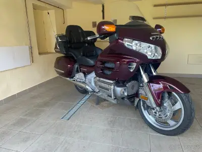 Honda Goldwing 1800, r. 2007, ABS, Airbag, navigacia – – náhľad 1