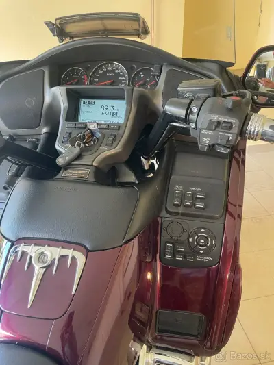 Honda Goldwing 1800, r. 2007, ABS, Airbag, navigacia – – náhľad 6