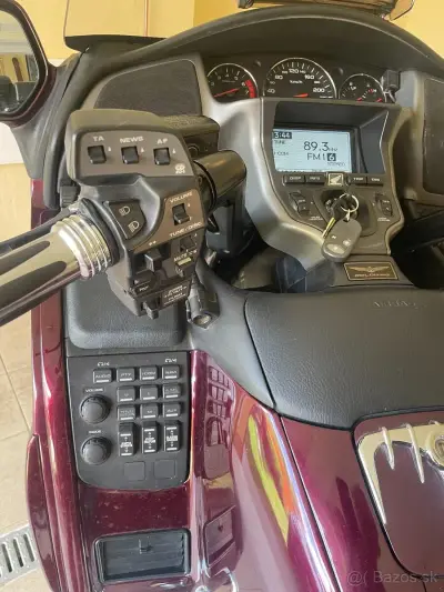 Honda Goldwing 1800, r. 2007, ABS, Airbag, navigacia – – náhľad 7