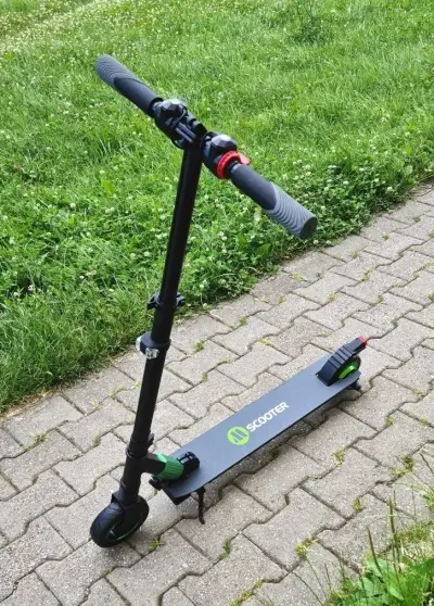 Predám skladaciu kolobežku  elektrickú – náhľad 1