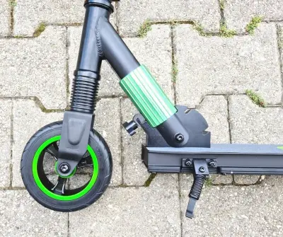Predám skladaciu kolobežku  elektrickú – náhľad 4
