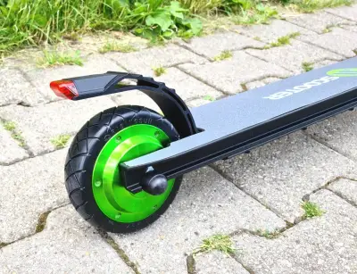 Predám skladaciu kolobežku  elektrickú – náhľad 6