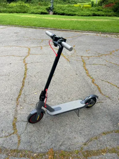 NOVÁ ELEKTRICKÁ KOLOBEŽKA (ešte v krabici) – náhľad 2