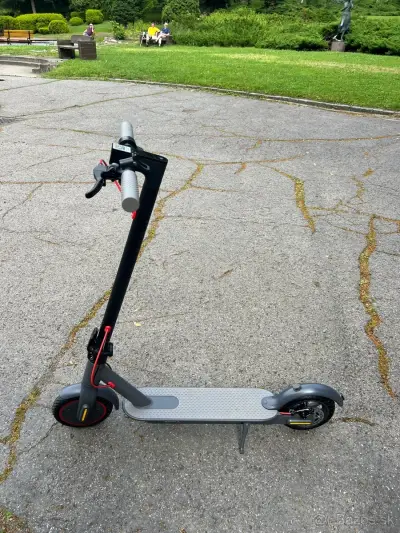 NOVÁ ELEKTRICKÁ KOLOBEŽKA (ešte v krabici) – náhľad 5