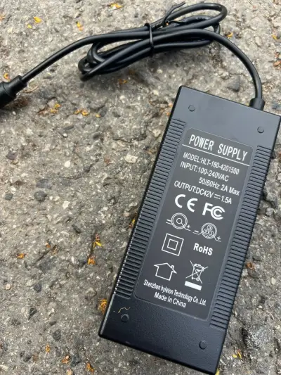 NOVÁ ELEKTRICKÁ KOLOBEŽKA (ešte v krabici) – náhľad 9