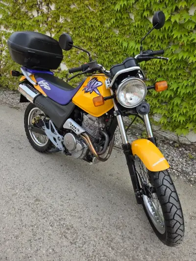 Honda SLR 650, el.štartér, vodičák A2, TOP STAV – náhľad 1