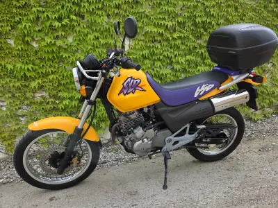 Honda SLR 650, el.štartér, vodičák A2, TOP STAV – náhľad 4