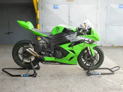 KAWASAKI ZX6R – náhľad 3