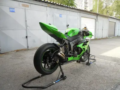 KAWASAKI ZX6R – náhľad 4