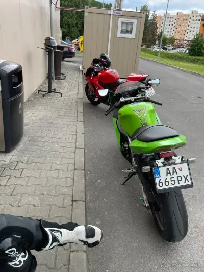 Kawasaki ninja zx6r – náhľad 3
