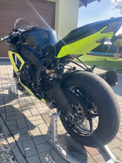 Kawasaki ninjaZX-6R – náhľad 2