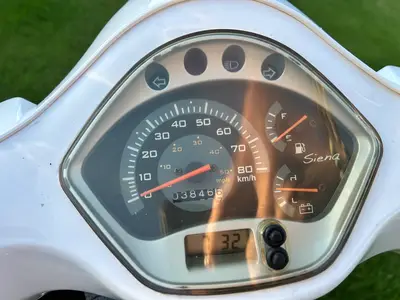 Siena 50-kópia Piaggio Vespa – náhľad 4