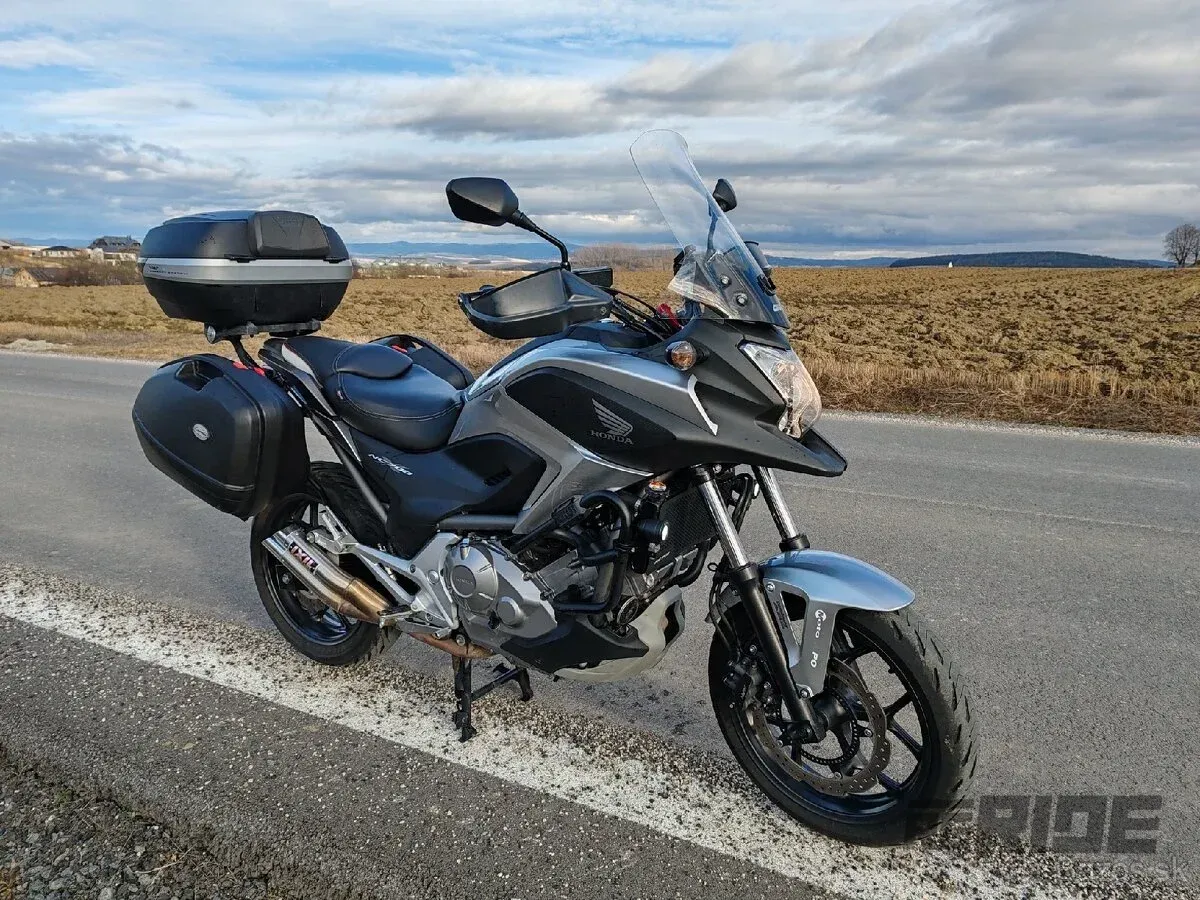 Prenájom motorky Honda NC700X - foto 1