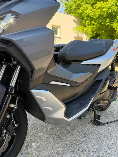 Predám Aprília SR GT 200 – náhľad 4