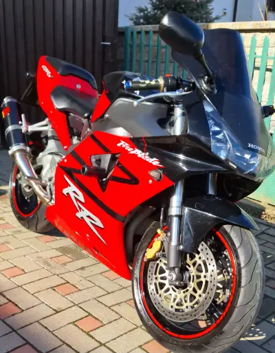 Honda cbr 954 rr – náhľad 4