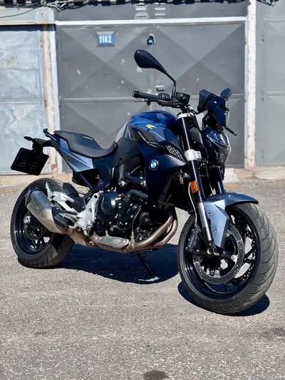 BMW F900R 2023 
