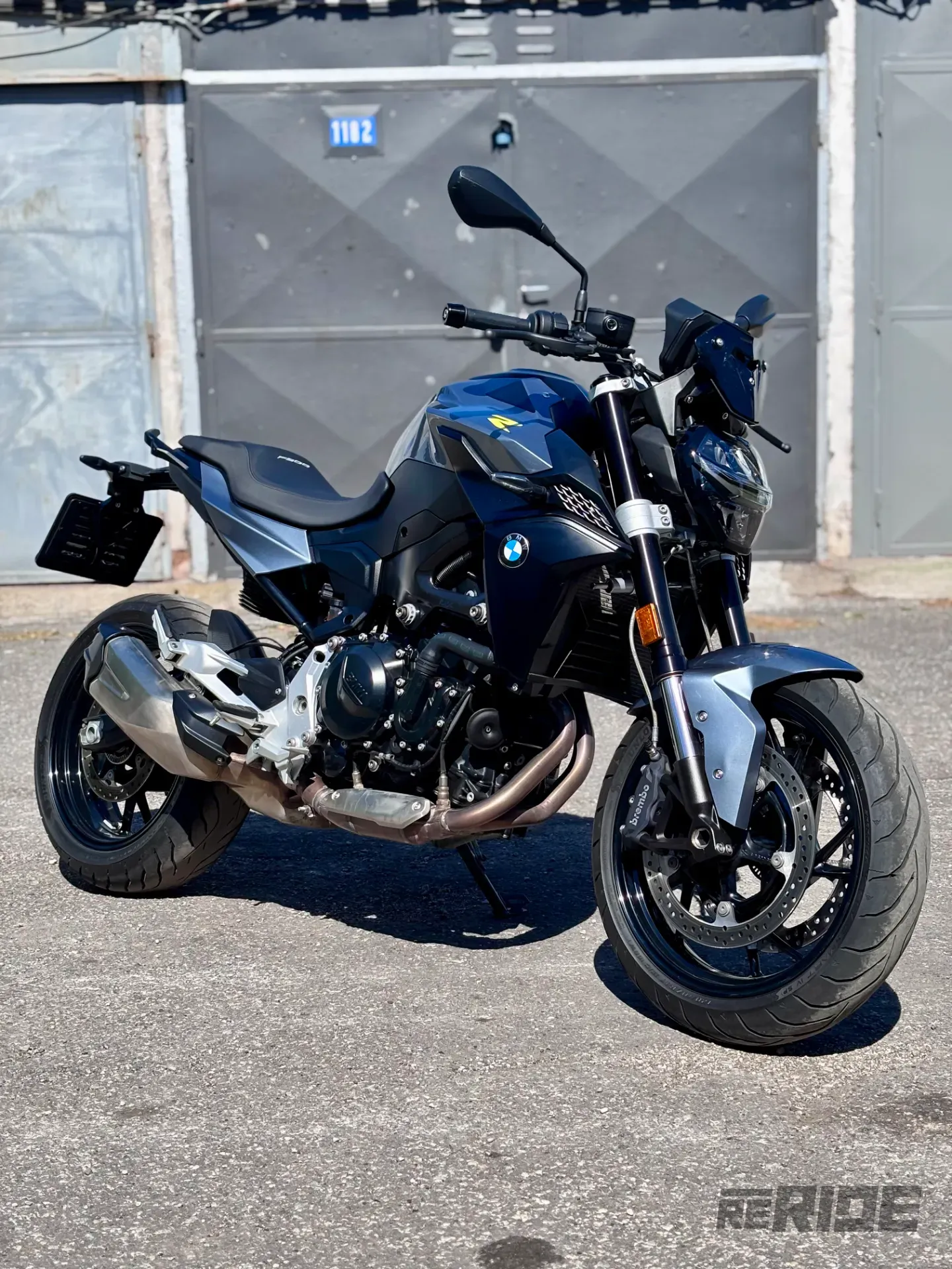 BMW F900R 2023 - foto 1