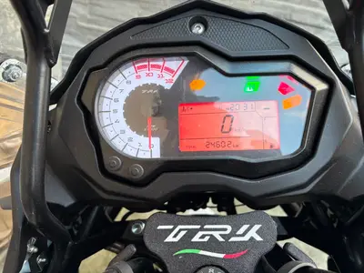 Benellli TRK 502 X – náhľad 3